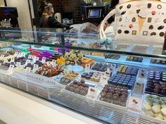 面包甜点陈列柜-GODIVA(国际金融中心店)