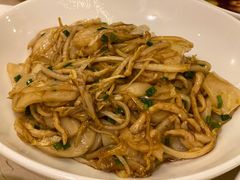 黄芽菜肉丝炒年糕-玫瑰厅上海菜(兴国路店)