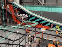 -极限PLAY运动娱乐新世界·团建派对潮玩休闲馆·室内蹦极高空游乐园