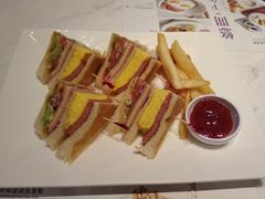 公司三明治-翠华餐厅(百老汇店)