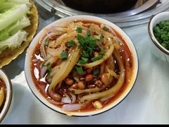 -南渝食府.墨脱石锅松茸鸡