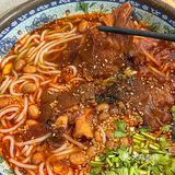 为了这口软糯蹄花粉二刷这家小面馆