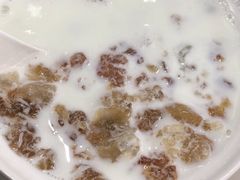新鲜水牛奶桃胶-黄师奶甜品店