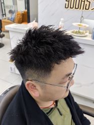 点击看大图 -尤司男士国潮理发馆