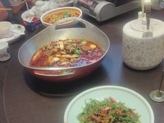 -川流不息·地道川菜·小龙虾(松东路店)