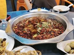 -老鄞江清水龙虾•赵赵家(江北店)