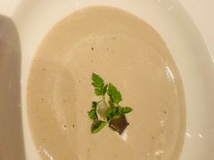 奶油蘑菇汤-恰餐厅及酒吧 CHAR Bar & Grill (北京丽都皇冠假日店)