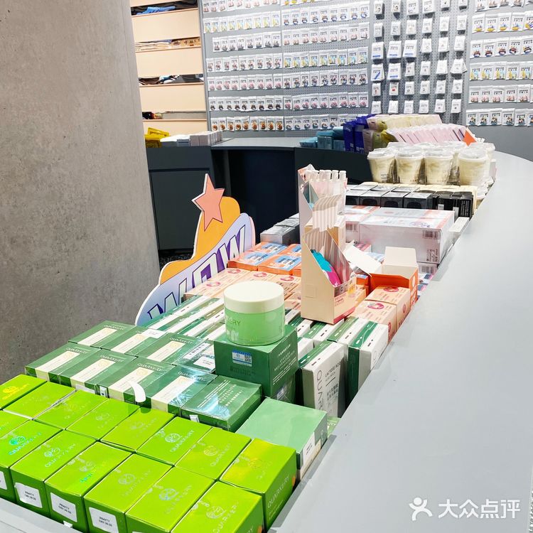 PRAYTY朴荔|美妆集合店购物指南