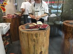 -三头牛·潮汕牛肉生蚝火锅 (夏湾店)