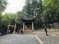 -灵岩山风景区