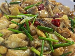 -健跳小海鲜(人民路店)