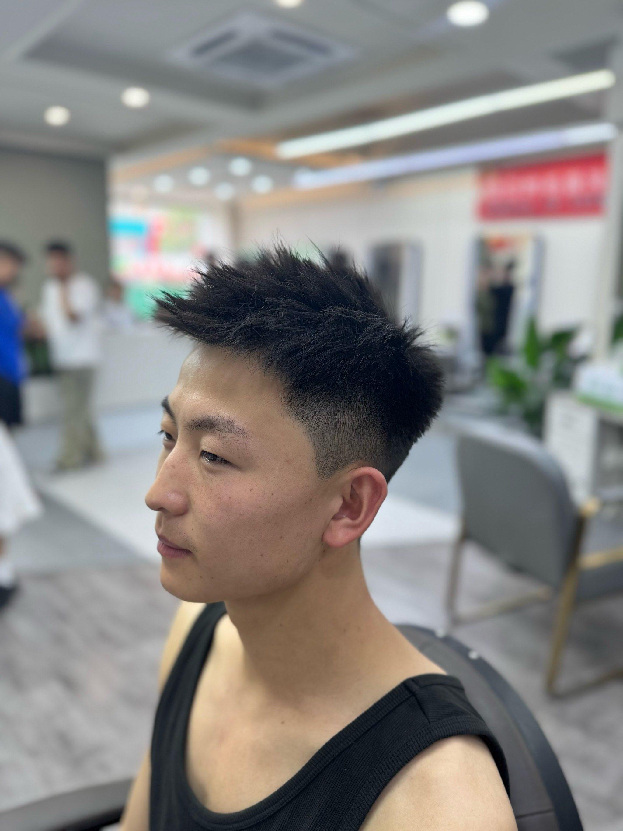 男士新发型超帅气