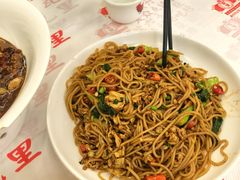 -堂瓦里·33年传统赣菜(第一街区店)