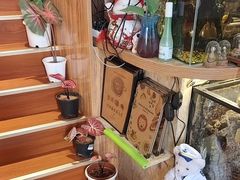 -Rabbit Cafe私房西餐甜点咖啡(栖霞路店)