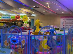 -玩童会芝麻街奇趣乐园(世博源店)