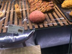 草莓脏脏包-巴黎贝甜(国贸店)