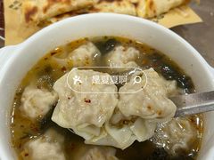 -石门侯·石门馄饨侯(革新北街店)