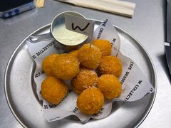 -W COLLECTIVE  DESSERT SHOP