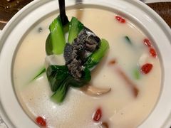 乌鸡野山菌汤-奉天小馆·非遗东北菜(济南万象城店)