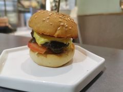 -庖丁兄弟干式熟成牛排自助餐厅(仁恒伊势丹店)