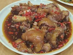 中辣辛辣猪蹄-贤花饭店(城阳店)