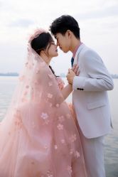 -苏菲雅婚纱摄影(环城南路店)