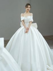 -不晚国际婚纱礼服