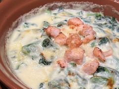 奶香鸡肉焗菠菜-萨莉亚意式餐厅(杭州滨江天街店)