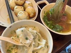 荠菜馄饨-哑巴生煎(临顿路店)