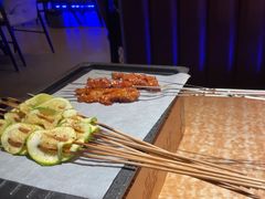 -喝丢一只鞋海鲜烧烤·海肠捞饭(东关街店)