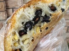 黑豆松子恰巴塔-mbd(华山路店)