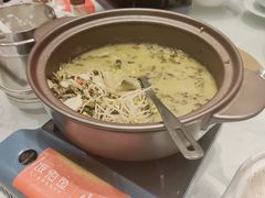 -饭怕鱼·黄焖鲟龙鱼(湖大店)