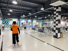 -极限PLAY运动娱乐新世界·团建派对潮玩休闲馆·室内蹦极高空游乐园