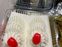 -红宝石·鲜奶小方·海派西点房(金杨店)