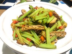 -千稻剁椒大鱼头(CityOn熙地港店)