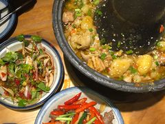 招牌蒜香牛肉-觅山云南菜(泊富ICITY店)