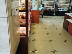 -红宝石·鲜奶小方·海派西点房(长阳店)