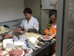 -张阿三馄饨店