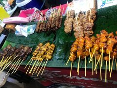 -席娜卡琳火车铁道夜市