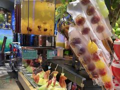 -雍容荟帝王蟹活龙虾展台自助(IFS黑金店)