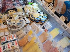 -盒马鲜生(189购物中心店)