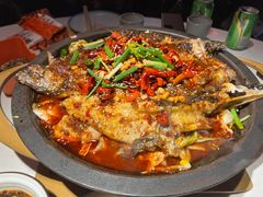 -鸣记脆皮烤鱼·海鲜烤鱼(三八广场店)