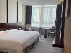 -蓝蔻酒店(深圳东站布吉万象汇店)