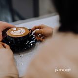 ⚠️在百年药材铺里喝咖啡，还大吵了一架⁉️