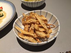 T馆-T館·花园艺术餐厅