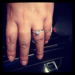 iphone_upload_pic-威德钻石-克拉钻大本营(南京东路店)