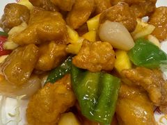 菠萝咕老肉-凤城礼记鱼翅海鲜酒家(新马路总店)