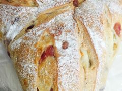 三角芝士包-Juicy Bakery(大学路店)