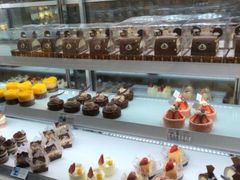-好利来(八角店)