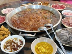 红油锅底-储奇门鳝鱼火锅(总店)